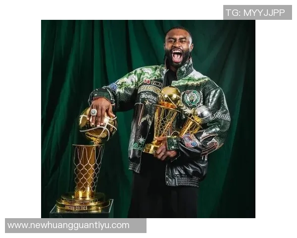 杰伦布朗为何只穿一边袖子想要改变自己的气场与风格 杰伦布朗为何只穿一边袖子想要改变自己的气场与风格